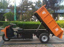 2噸電動(dòng)礦用三輪車(chē)